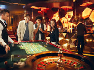 Professional Roulette Table with Croupier (up to 3hrs)