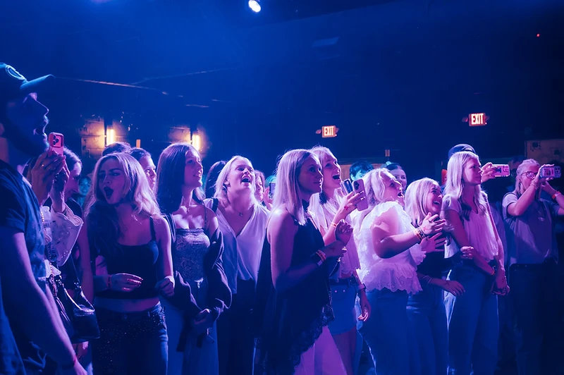 SWITCH Nashville concert crowd