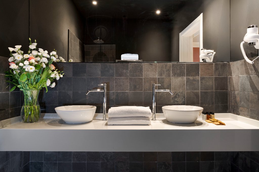 Bagno doppio lavabo