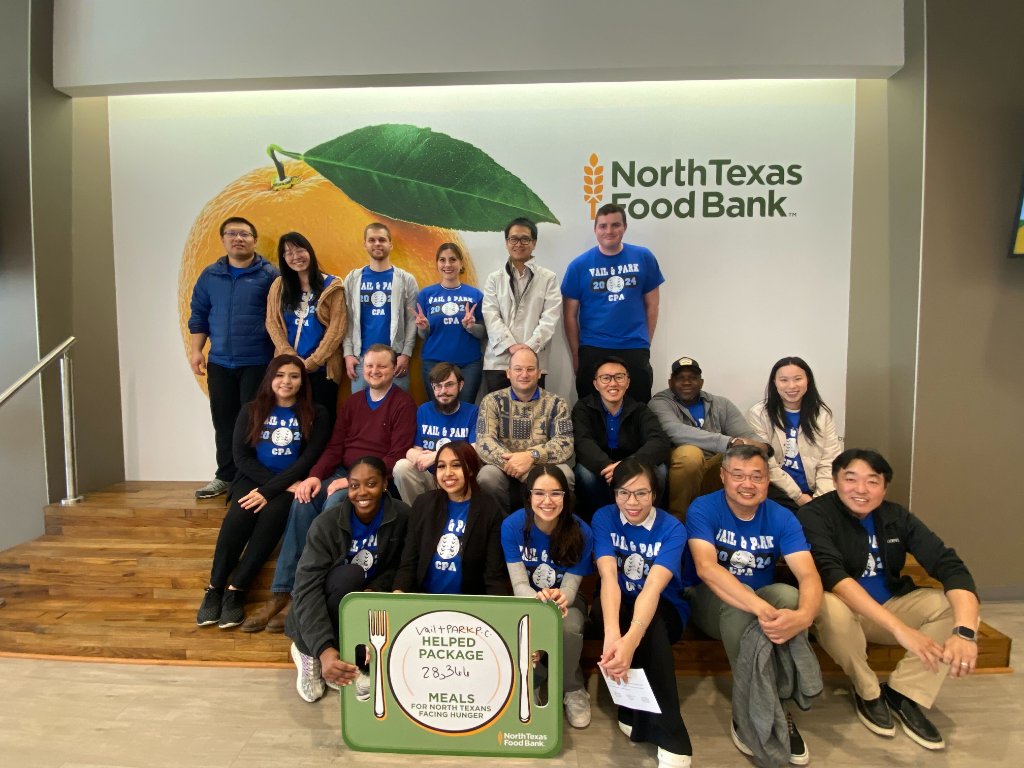 Vail & Park team volunteering at North Texas Food Bank