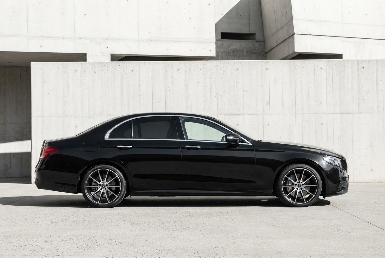 Mercedes E · BMW 5
