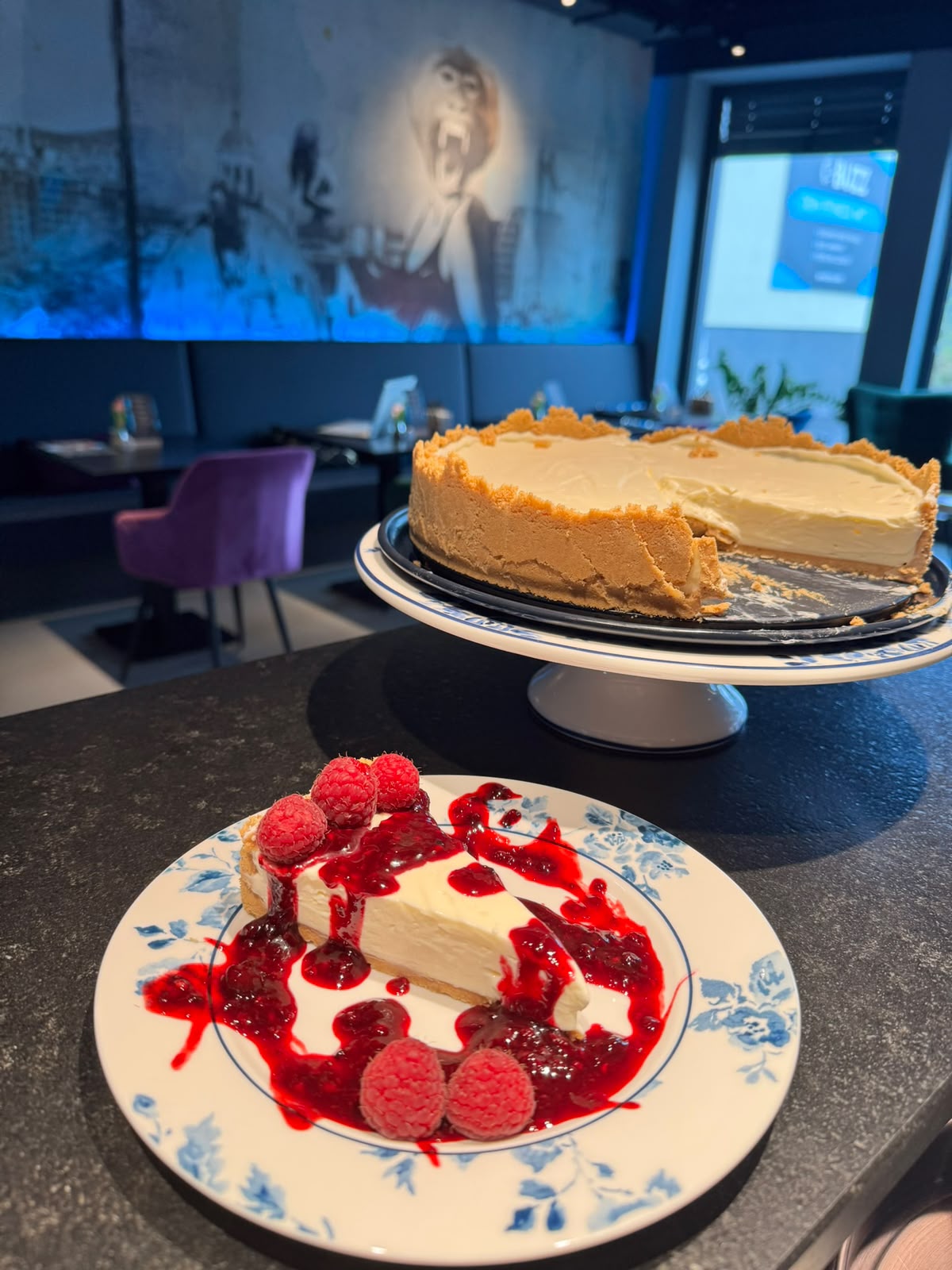 BUZZ Streuselkuchen mit Tulpen