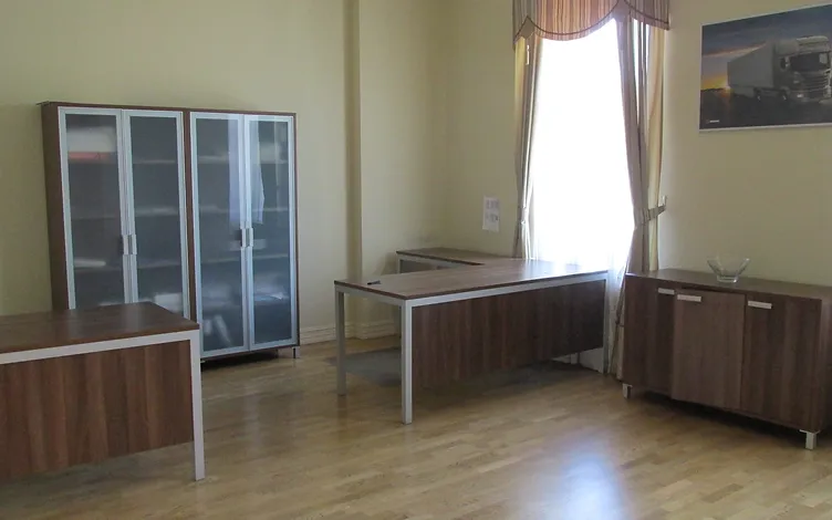 Building (1,200 sq m) with Land (2,133 sq m) at 21 Kūrmājas Avenue 15