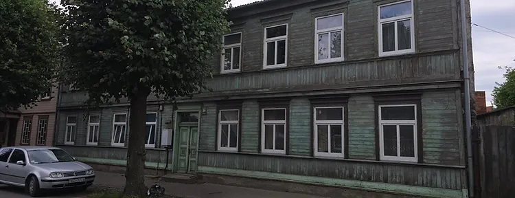 4-istabu dzīvoklis 72,5 kv/m platībā, 1905. gada ielā 39, Jaunliepājā