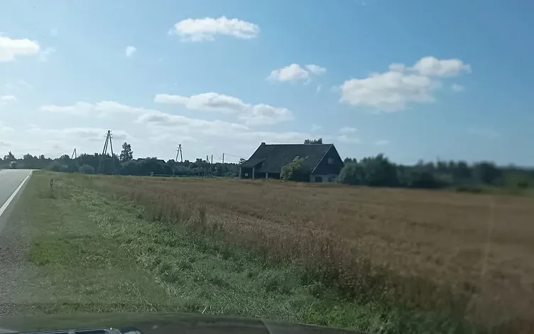 2.26 ha žemės 12 km nuo Liepojos 10