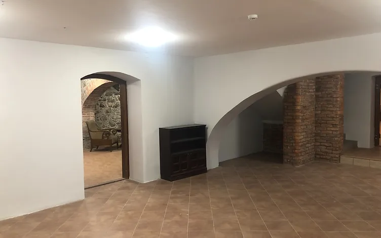 Ēka komercdarbībai Kungu ielā 9, Liepāja 8