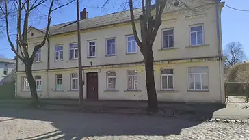 3-istabu dzīvoklis (90,6 kv/m) Lāčplēša iela 38,Jaunliepājā 1