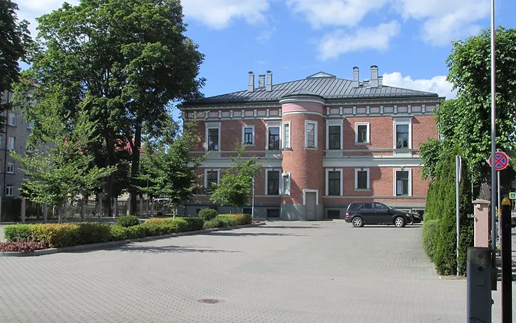 Building (1,200 sq m) with Land (2,133 sq m) at 21 Kūrmājas Avenue 2
