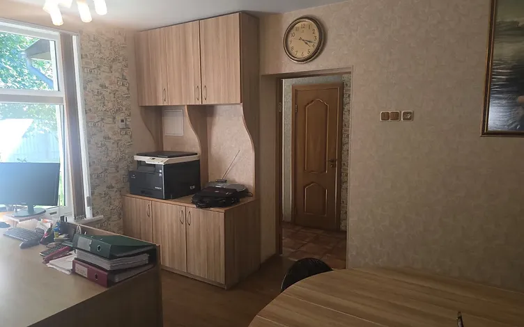 Komerciniai pastatai (du pastatai – 132,2 m² ir 329,6 m²) Invalidų g. 2. Žemės sklypas 5848 m² 3