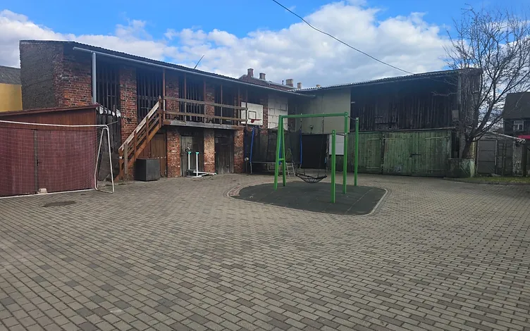 3-istabu dzīvoklis (90,6 kv/m) Lāčplēša iela 38,Jaunliepājā 16