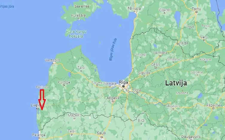Zeme komercapbūvei 11, 53 ha pie Liepājas robežas blakus šosejai Liepāja-Rīga 7