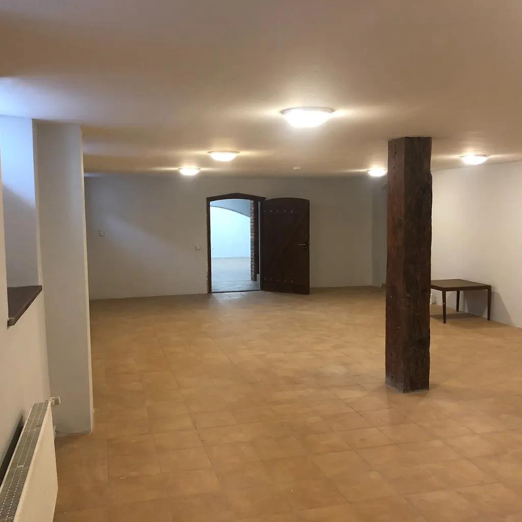 Ēka komercdarbībai Kungu ielā 9, Liepāja 5