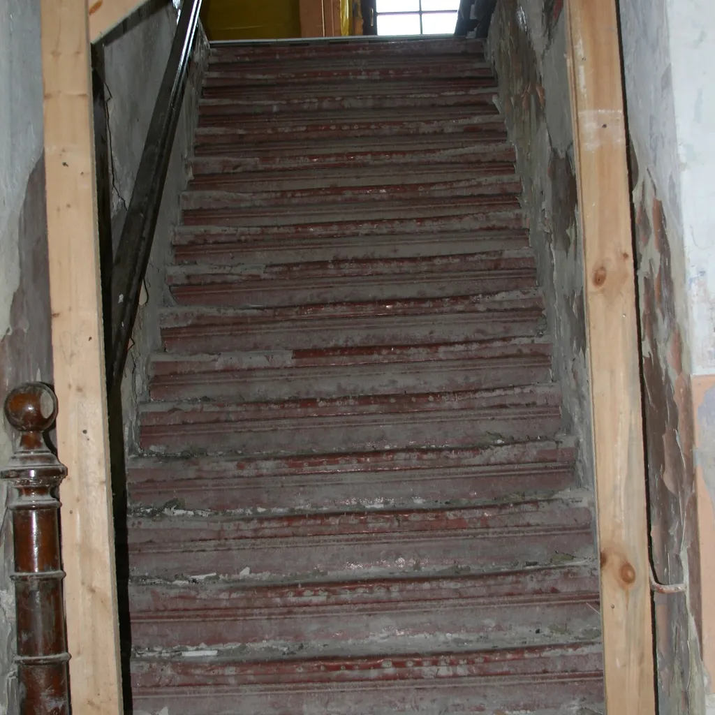 Historic Building (Kapsēde Manor) – 1,980 m² with 1 ha of Land 5