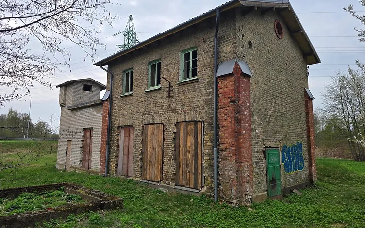 Two Buildings and 2,074 m² of Land at Sūkņu Street 14 1