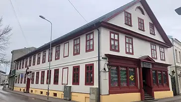 Ēka komercdarbībai Kungu ielā 9, Liepāja 1