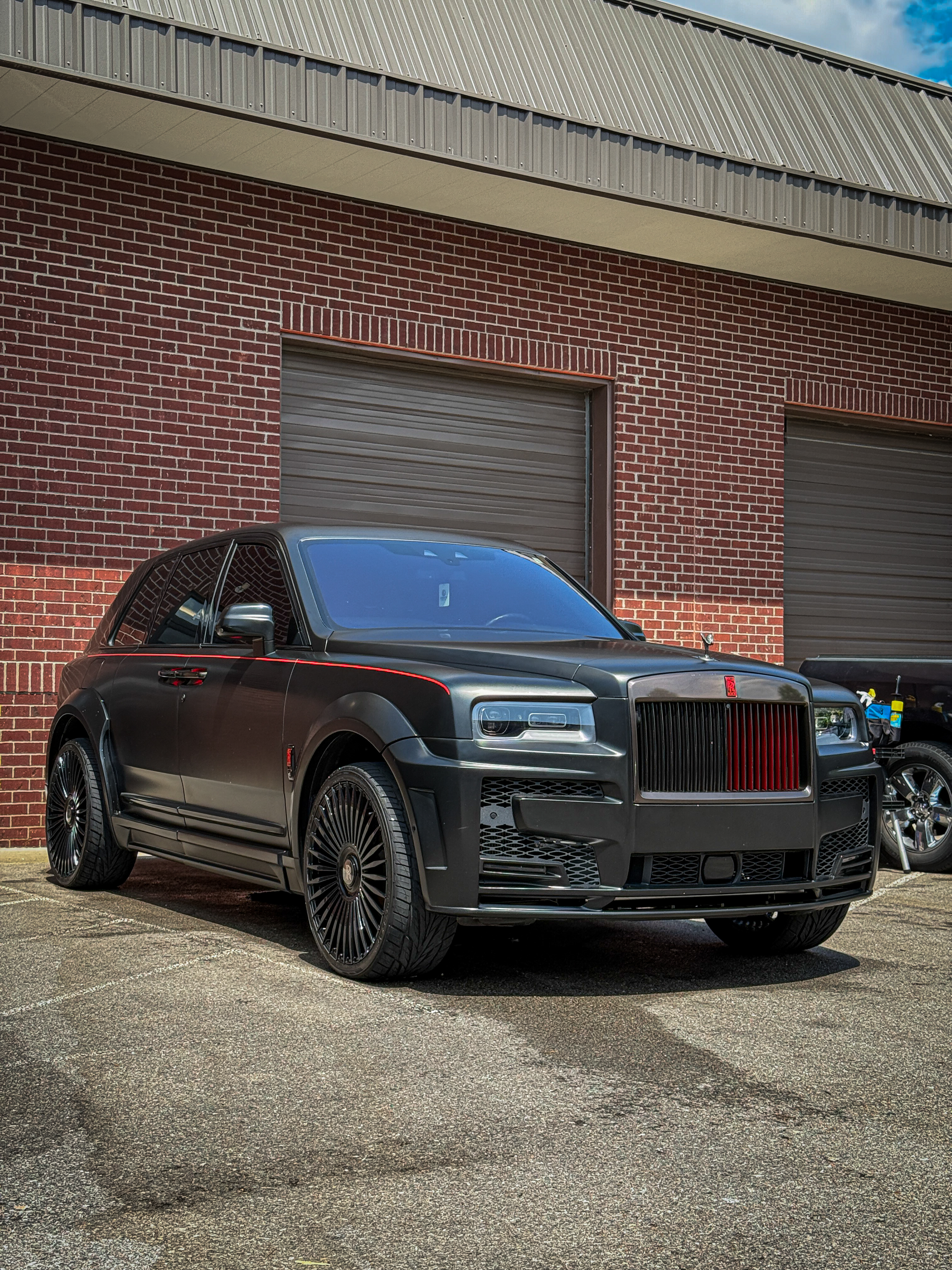 Exterior detailing — Rolls-Royce Cullinan