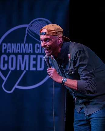 Scott Bedgood performing live at Panama City Comedy