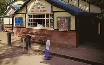 Kinema in the Woods