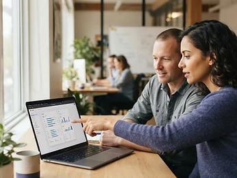 Editors review tools hands-on and compare them on what actually decides a purchase — not on who is paying.