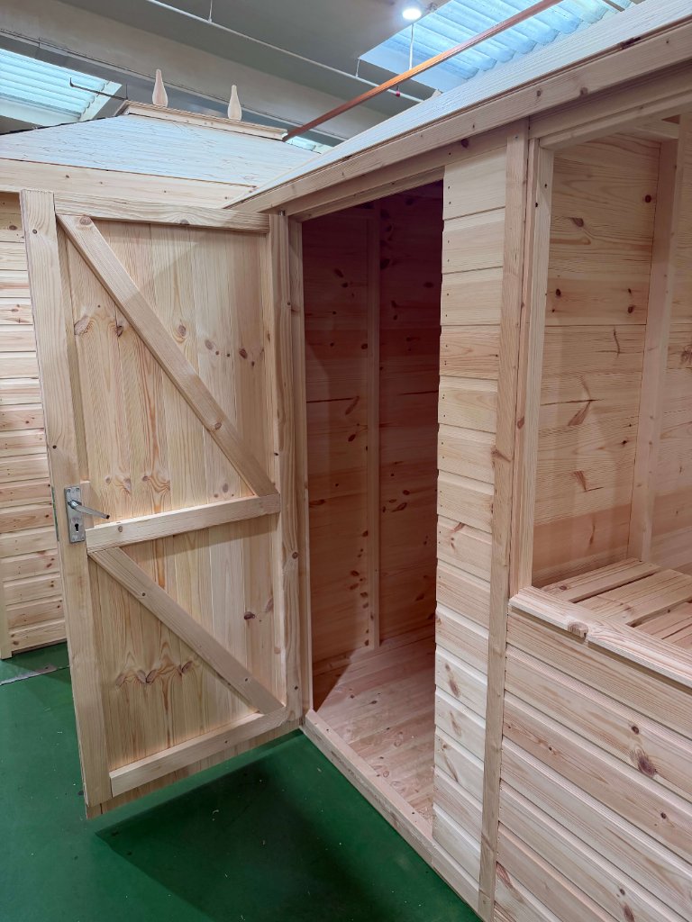 The Axbridge potting shed - interior view from doorway