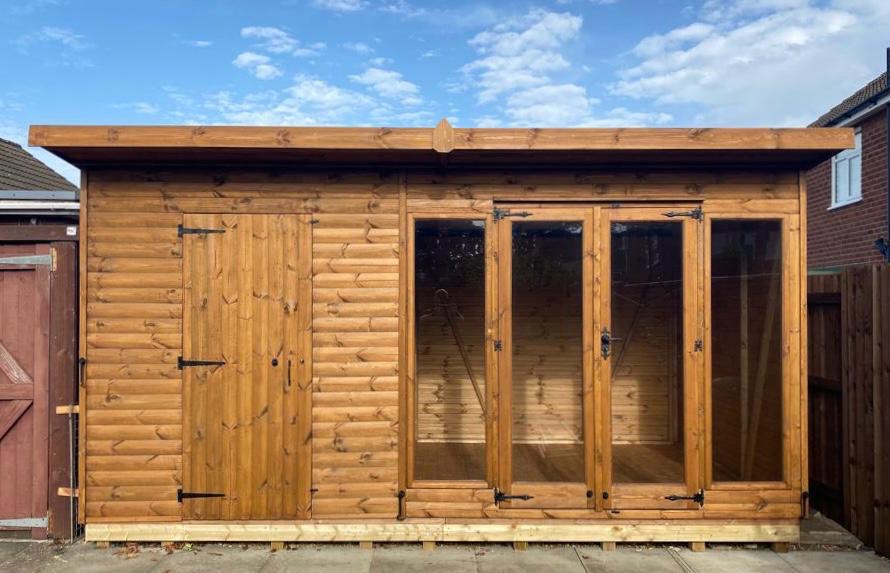 Combination Contemporary Summerhouse