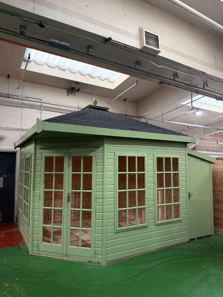 The Edinburgh hexagonal summerhouse - front with double doors