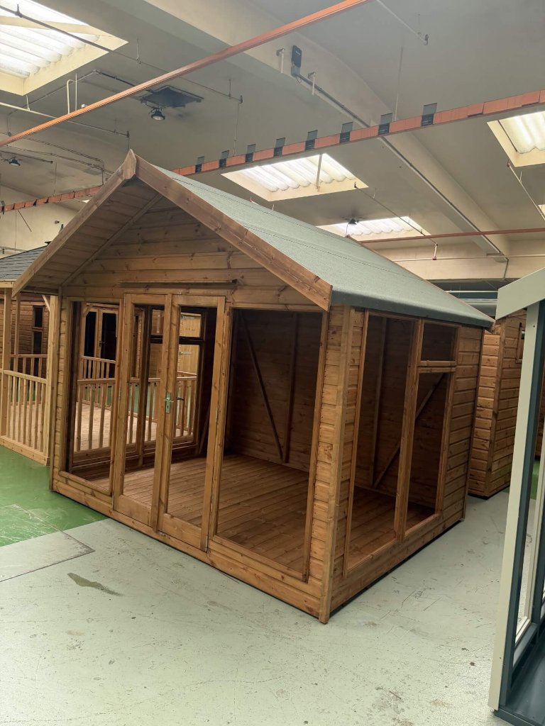 The Newport summerhouse - high three-quarter angle view
