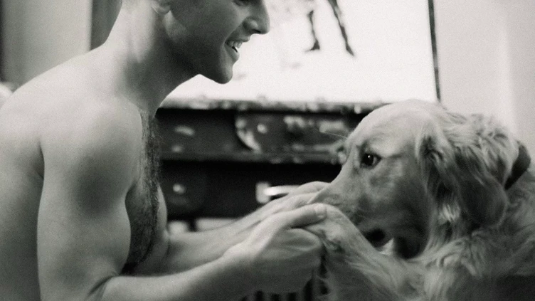 How a Hand-Drawn Pet Portrait Comes to Life