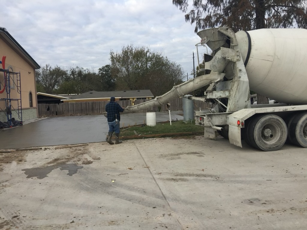 Concrete Pour & Leveling