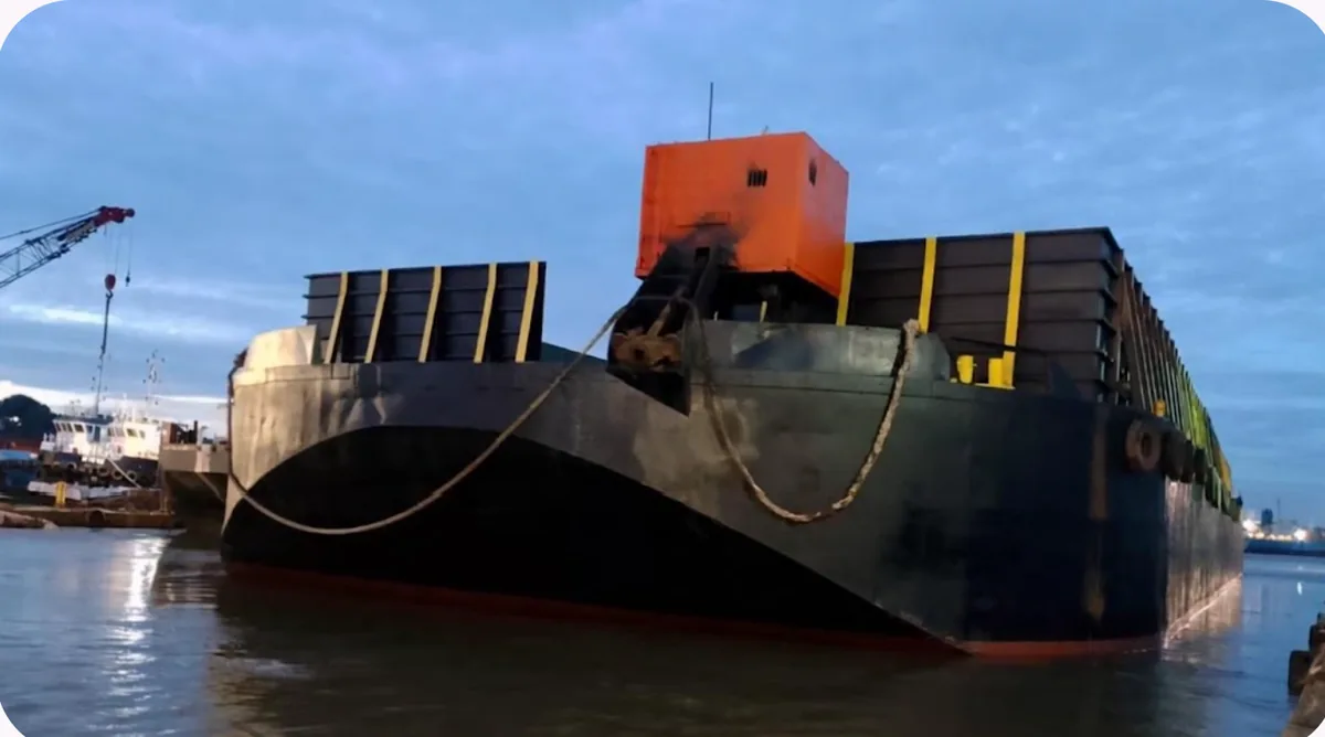 Additional larger barge example — specific unit and availability to be confirmed