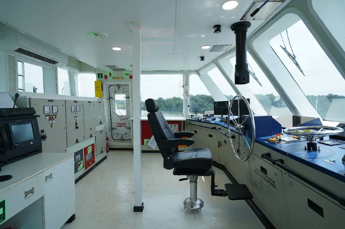200 Pax Catamaran — wheelhouse