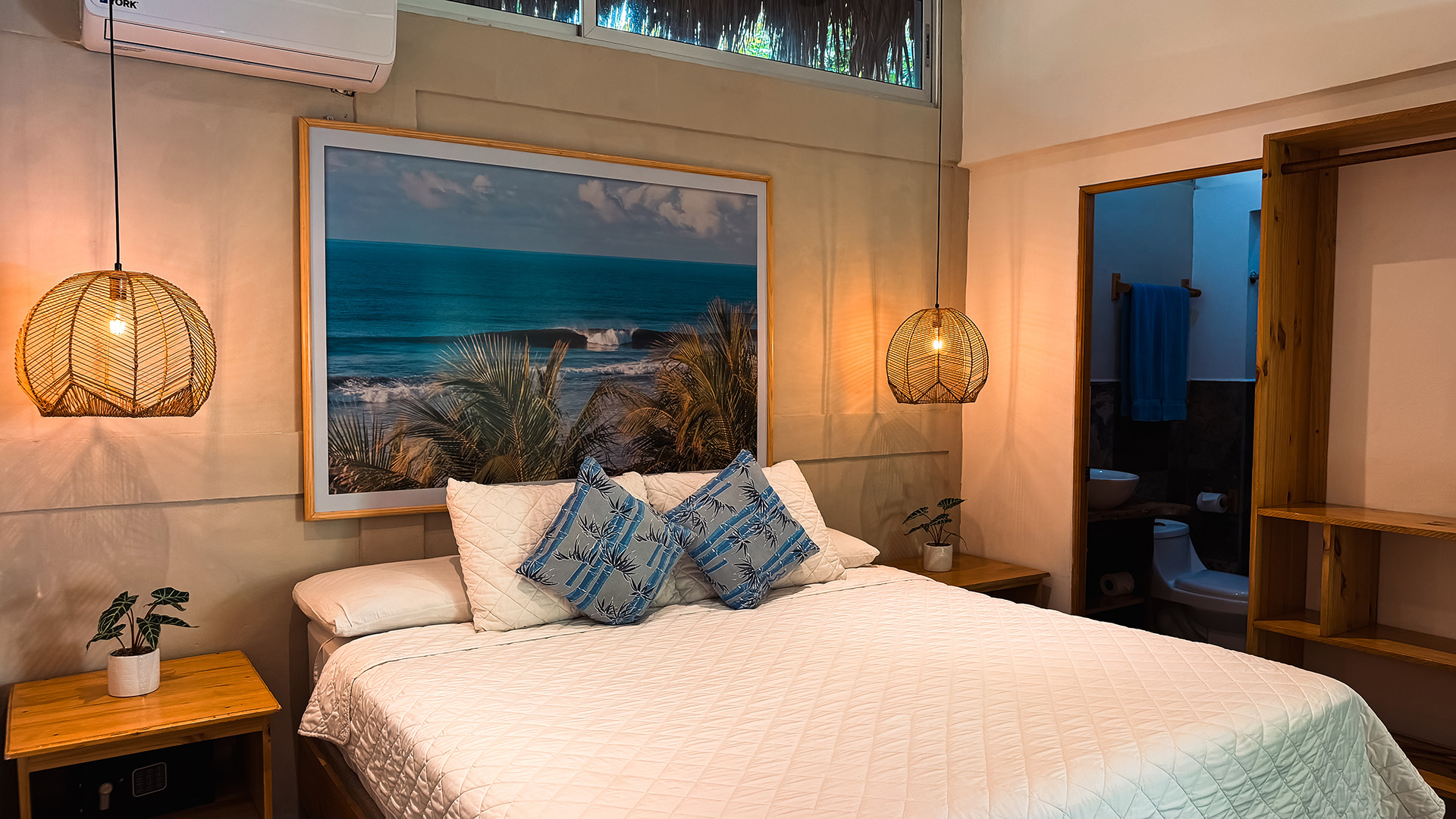 Superior Double Room — King Bed 3