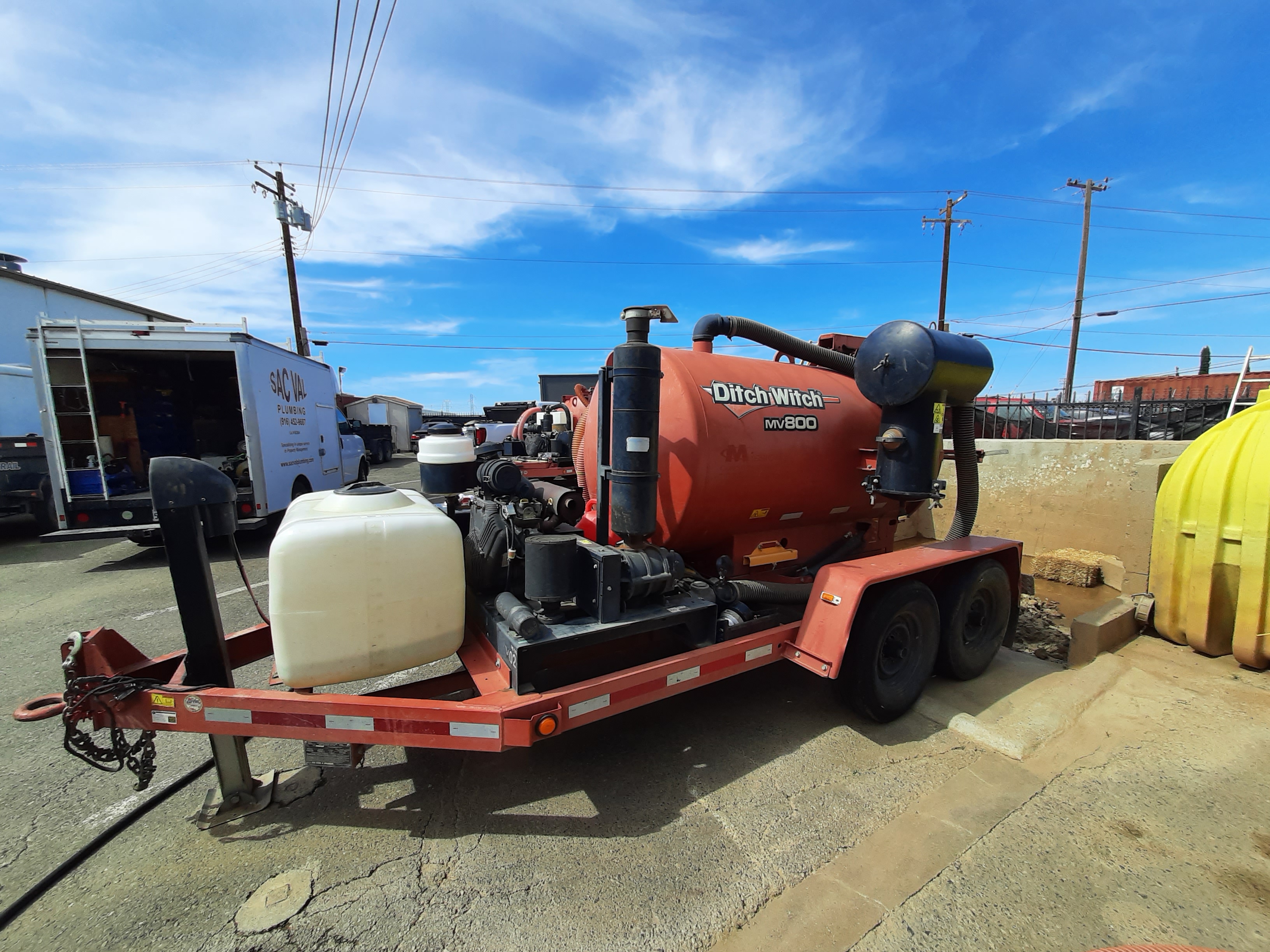 Ditch Witch MV800 vacuum excavation trailer