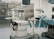 Karl Storz C-MAC Video Laryngoscope — Anaesthesia workstation with breathing circuit and patient monitors in an operating theatre