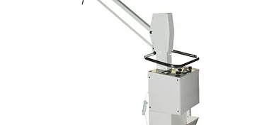 Wincom XRY-70M 70mA mobile medical X-ray unit with off-white column, dark wheeled base, cassette storage bin and articulated tube arm