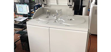 MSL MSLES3800 floor-standing fully automatic biochemistry analyzer with dual carousels and external workstation computer