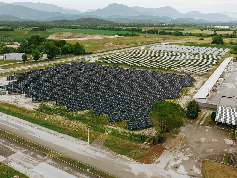 Ground-mounted solar plant in the Dolomites