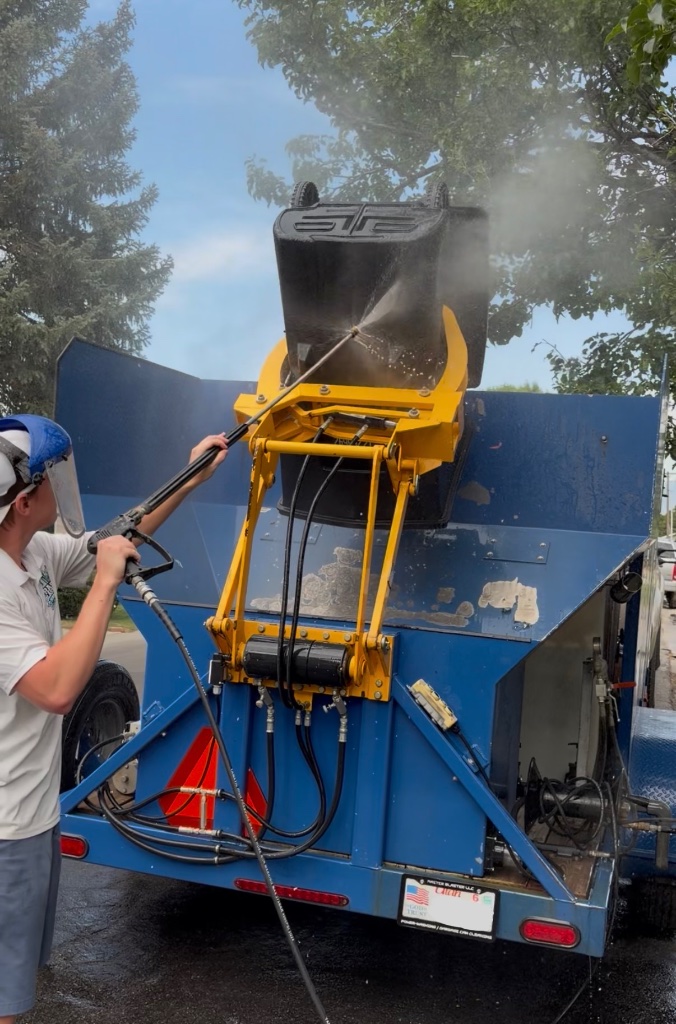 Trash Can Cleaning