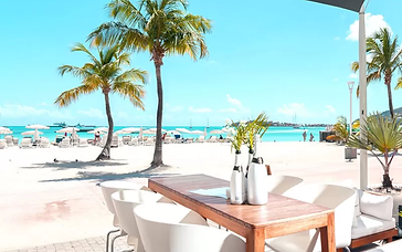 Ocean Lounge