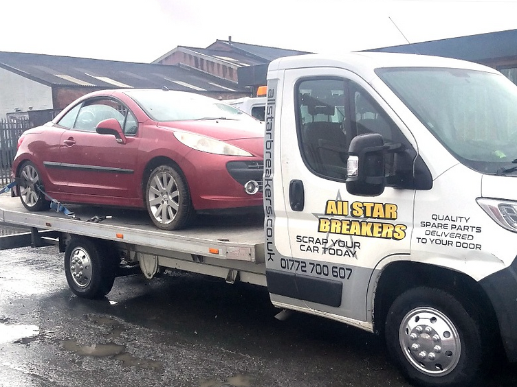 Allstar Breakers vehicle collection truck in Preston