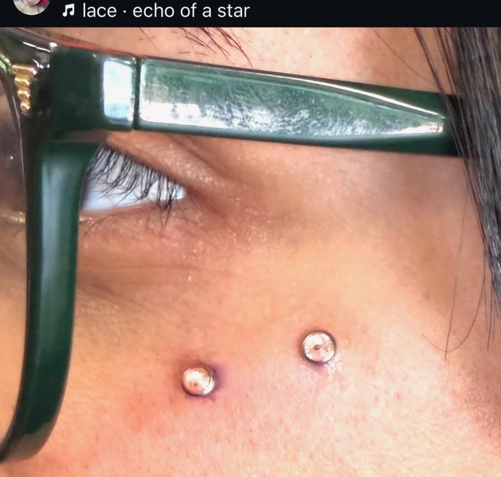 Tori Piercing 2 — Piercing
