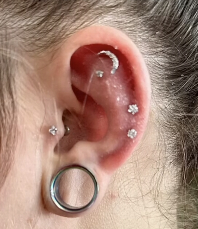 Tattoo and piercing gallery image