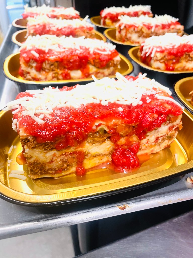 Lasagna Service