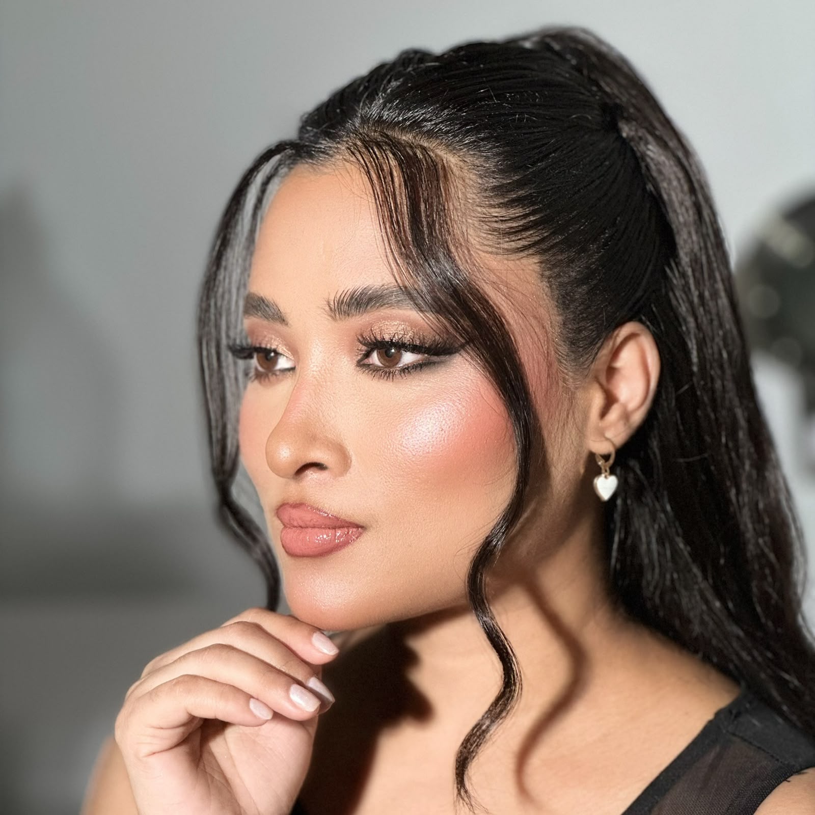 Lady D Beauty Lounge — warm glam waves portrait