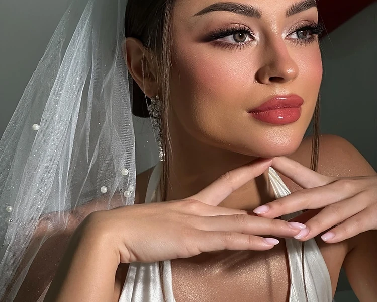 مكياج عروس من ليدي دي بيوتي لاونج