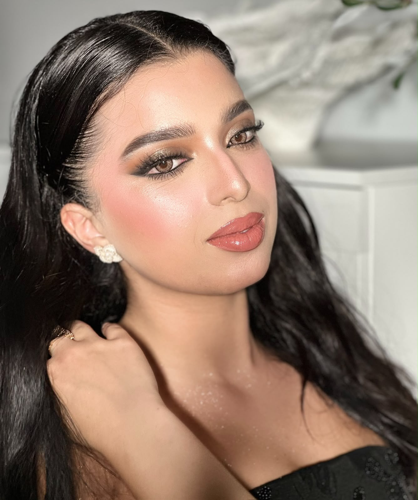 Lady D Beauty Lounge — smokey eye evening glam portrait