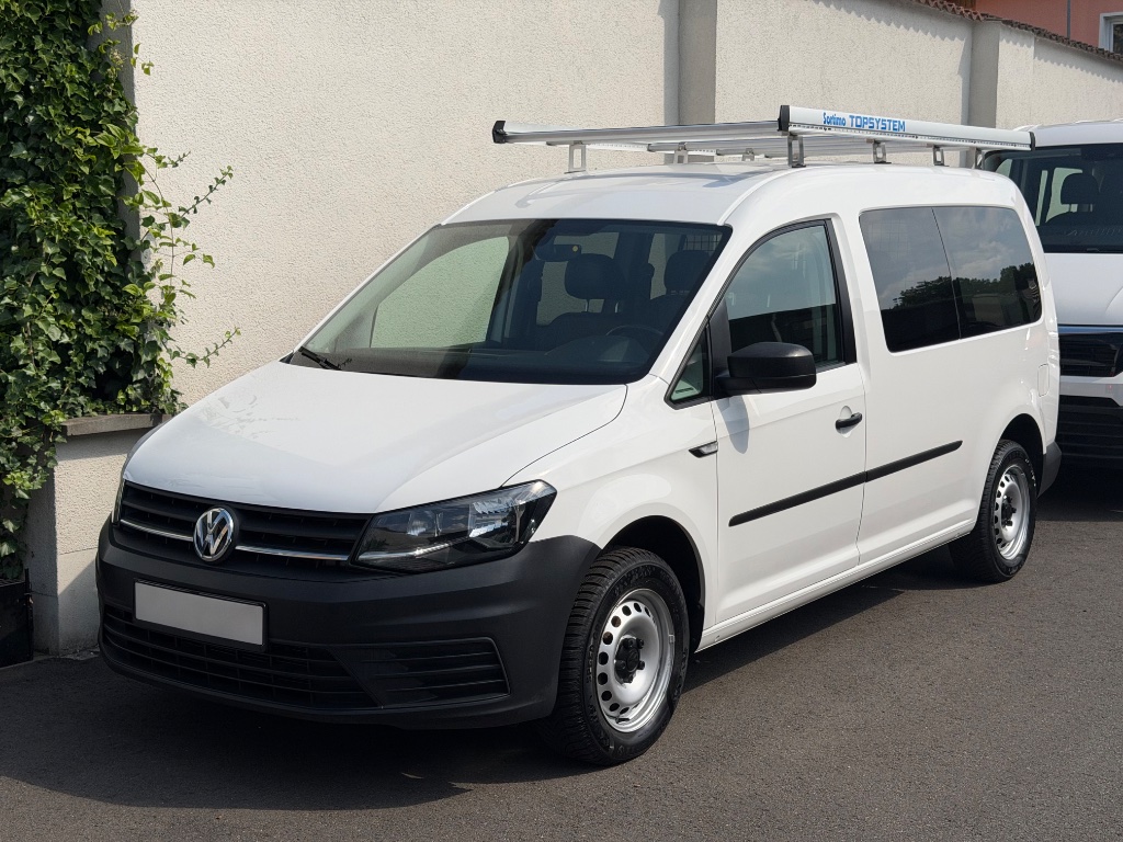 VW Caddy mit Dachträger