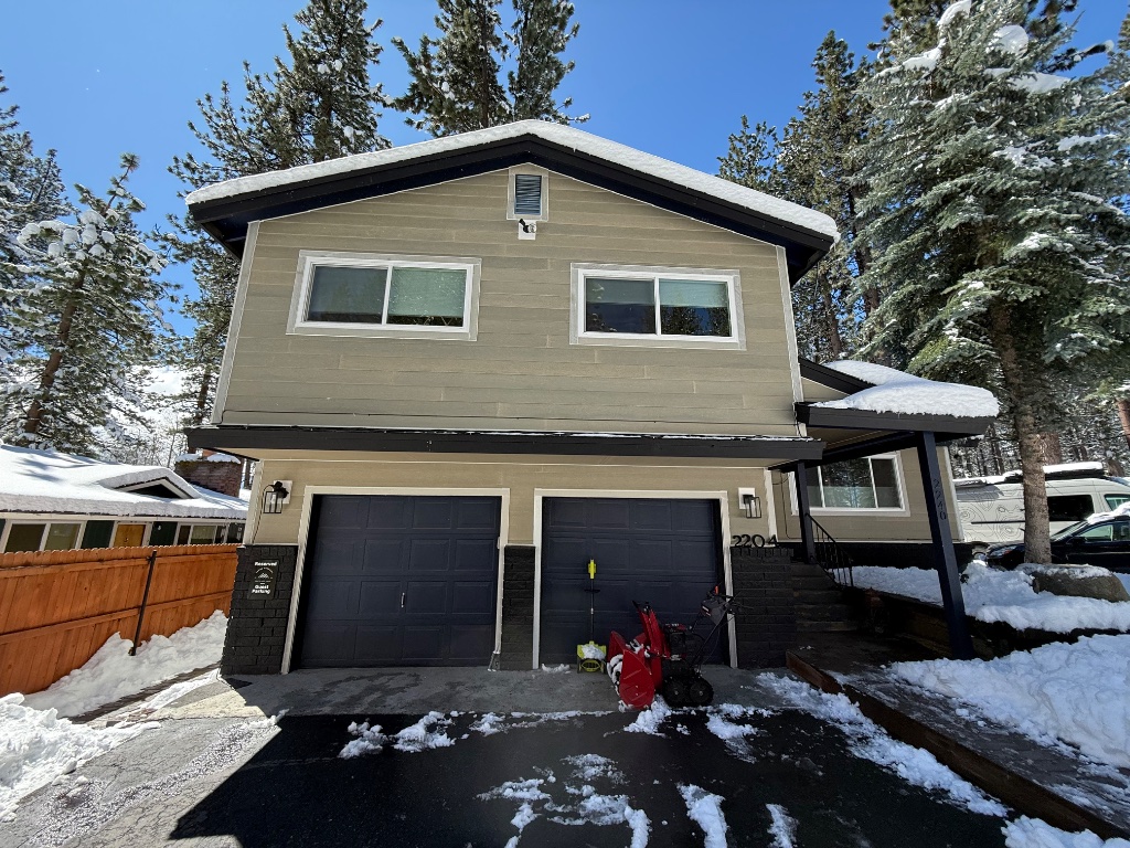 Truckee James Hardie Siding Renewal wide view — Siding & Dry Rot Truckee, CA