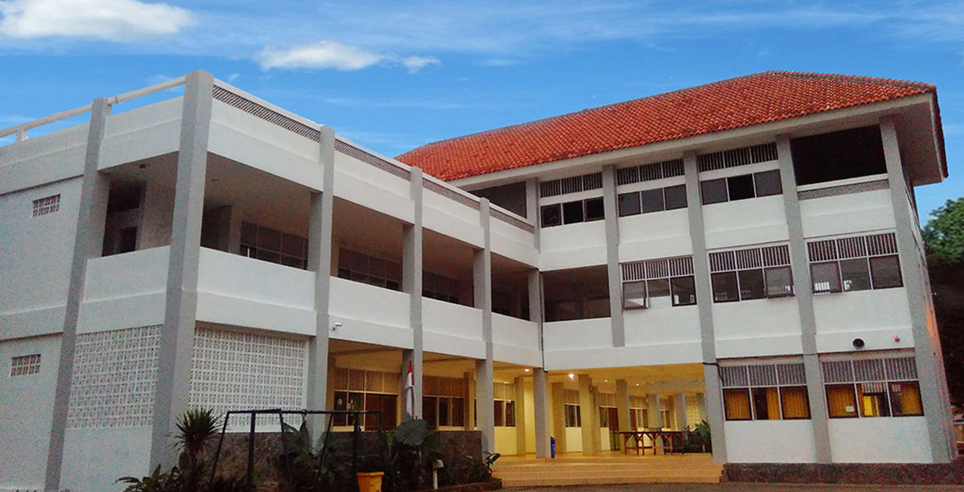 Kampus SDI Tebuireng AWH Ciganjur