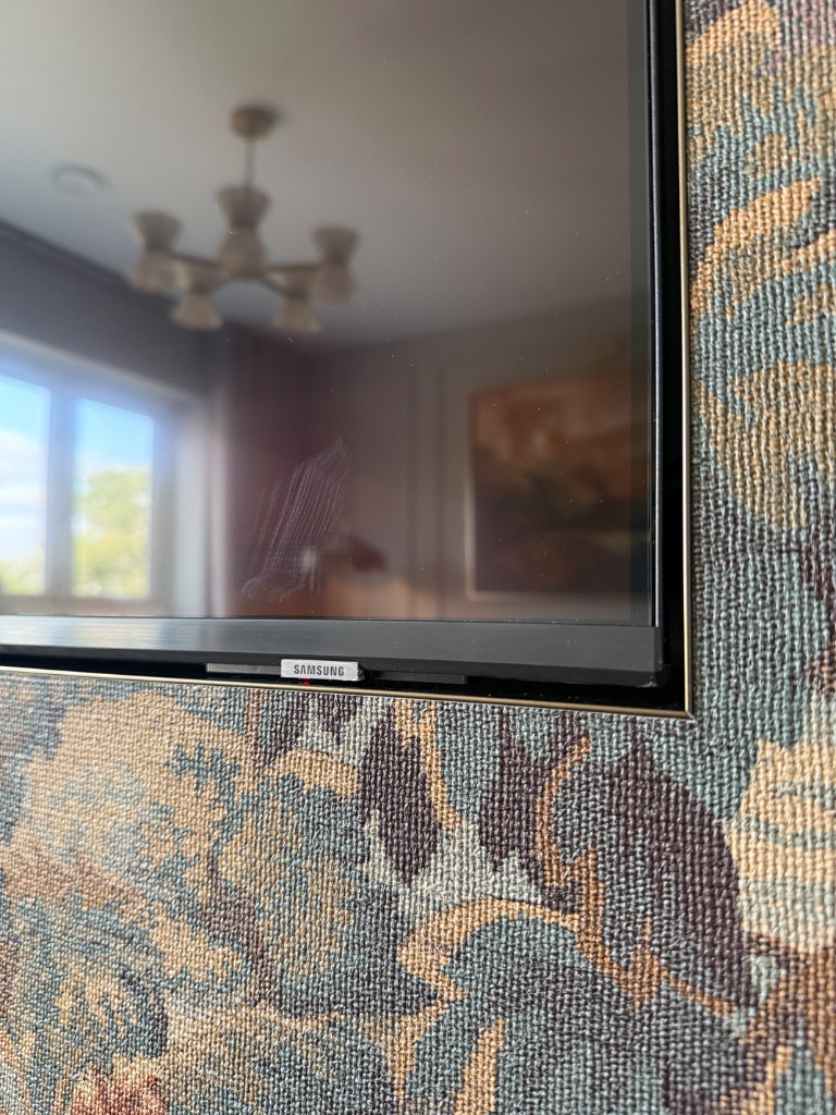 BRONZE TRIM